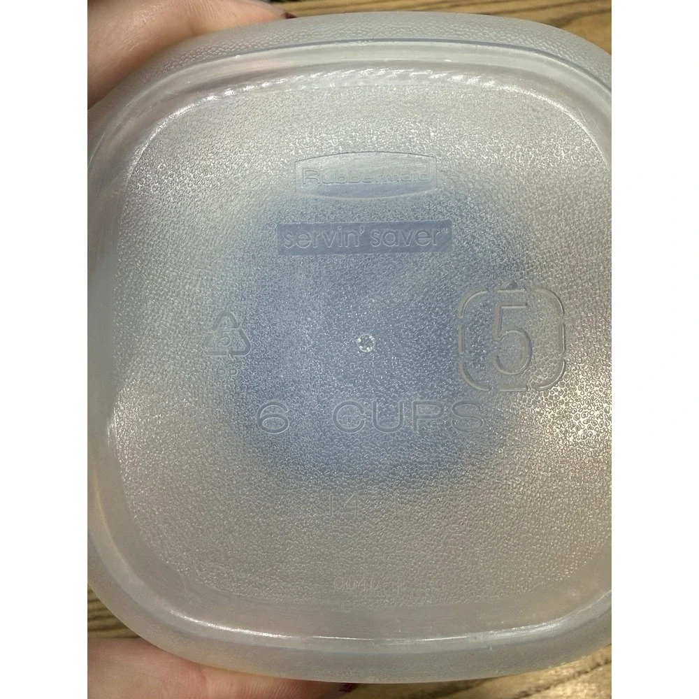 Rubbermaid clean